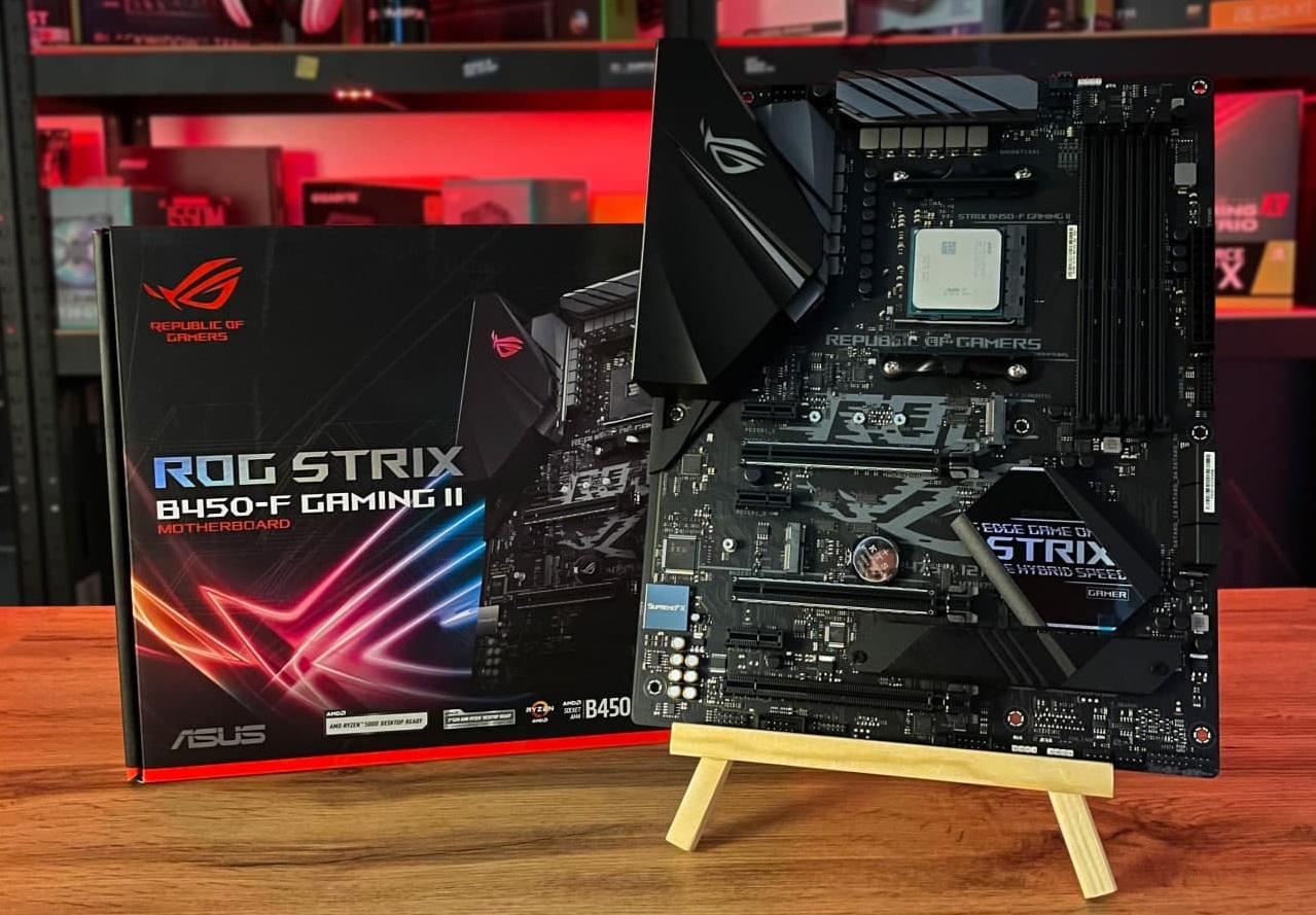 Б/В материнські плати в CompX