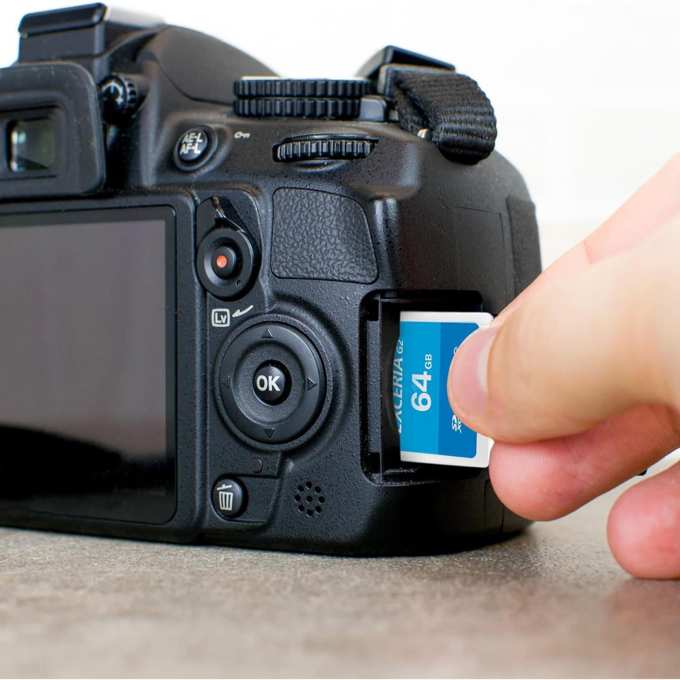 Карта пам’яти KIOXIA EXCERIA G2 SDXC 64GB U3 V30 (LNEX2L064GG4)