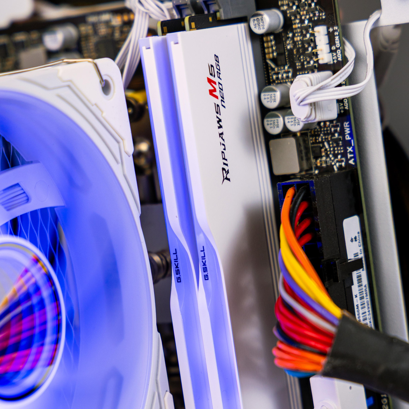 Компьютер CompX Hamster (RX 6800 XT, Ryzen 5 7500F, 32 Гб, SSD 500 Гб)