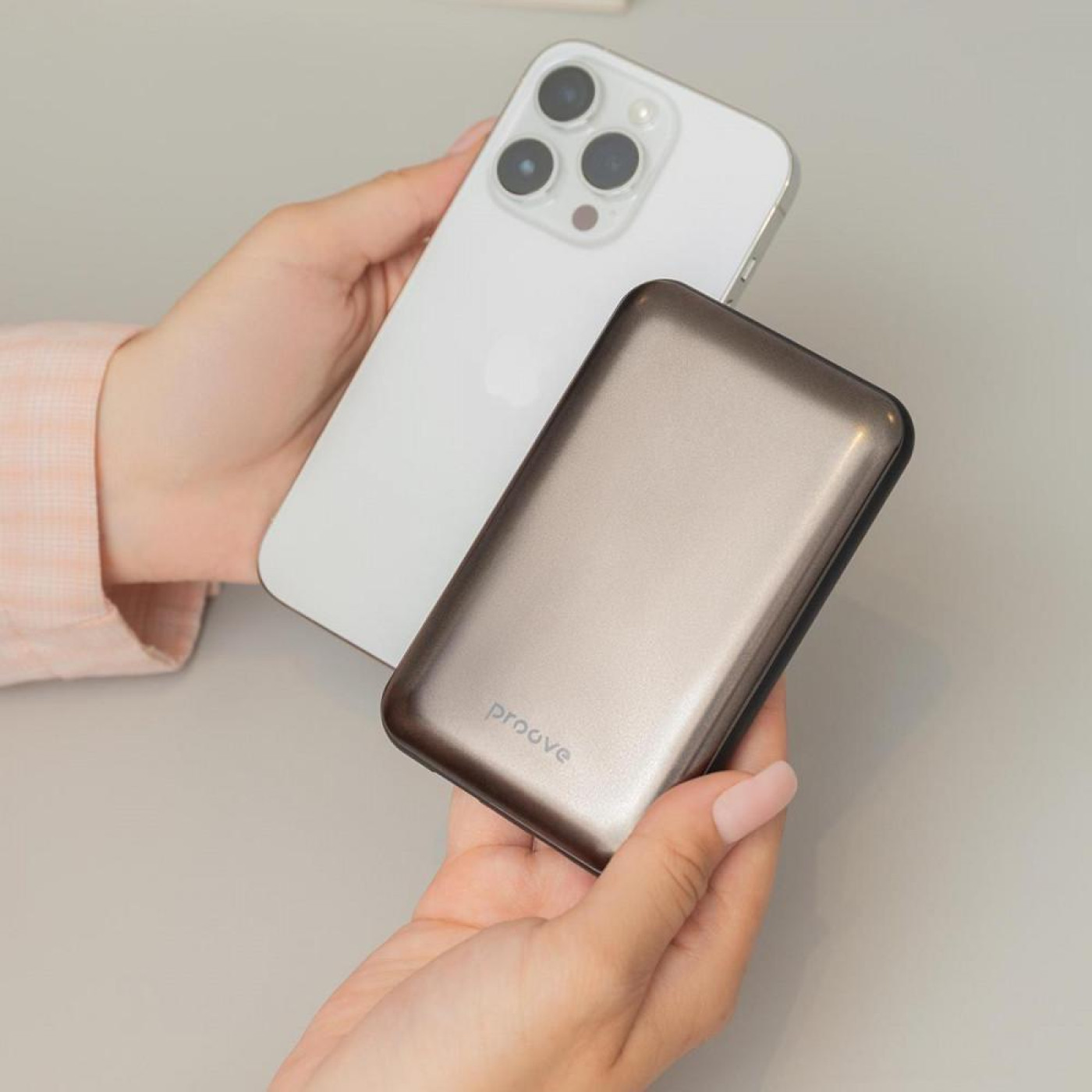 Павербанк Proove Vibe Energy Gold 10 000 mAh / 22.5 Вт (PBVE15012213)