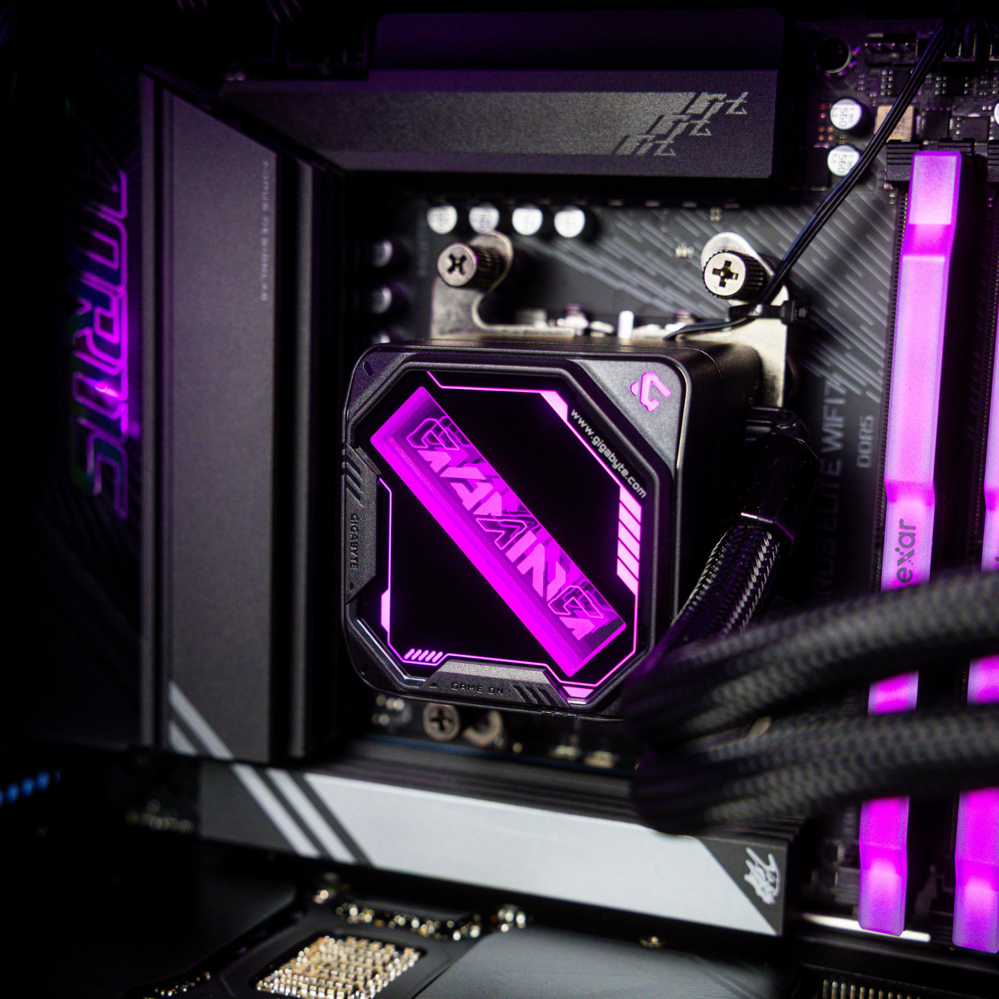 Компьютер Powered by Gigabyte_934 (RTX 5070 12 Гб, Ryzen 7 7800X3D, DDR5 32 Гб, SSD