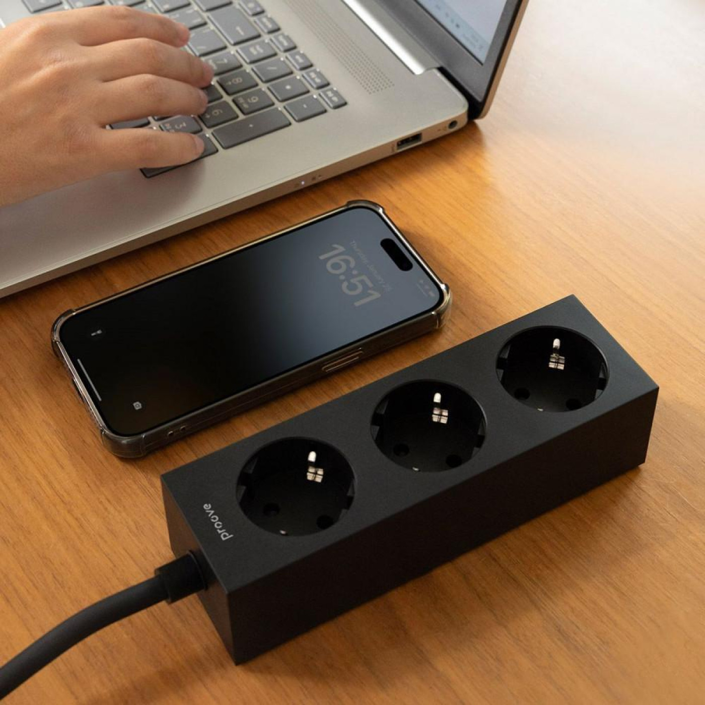 Сетевой фильтр Proove Magnet Strip (3xAC) 1.6m black (PSMS25000001)