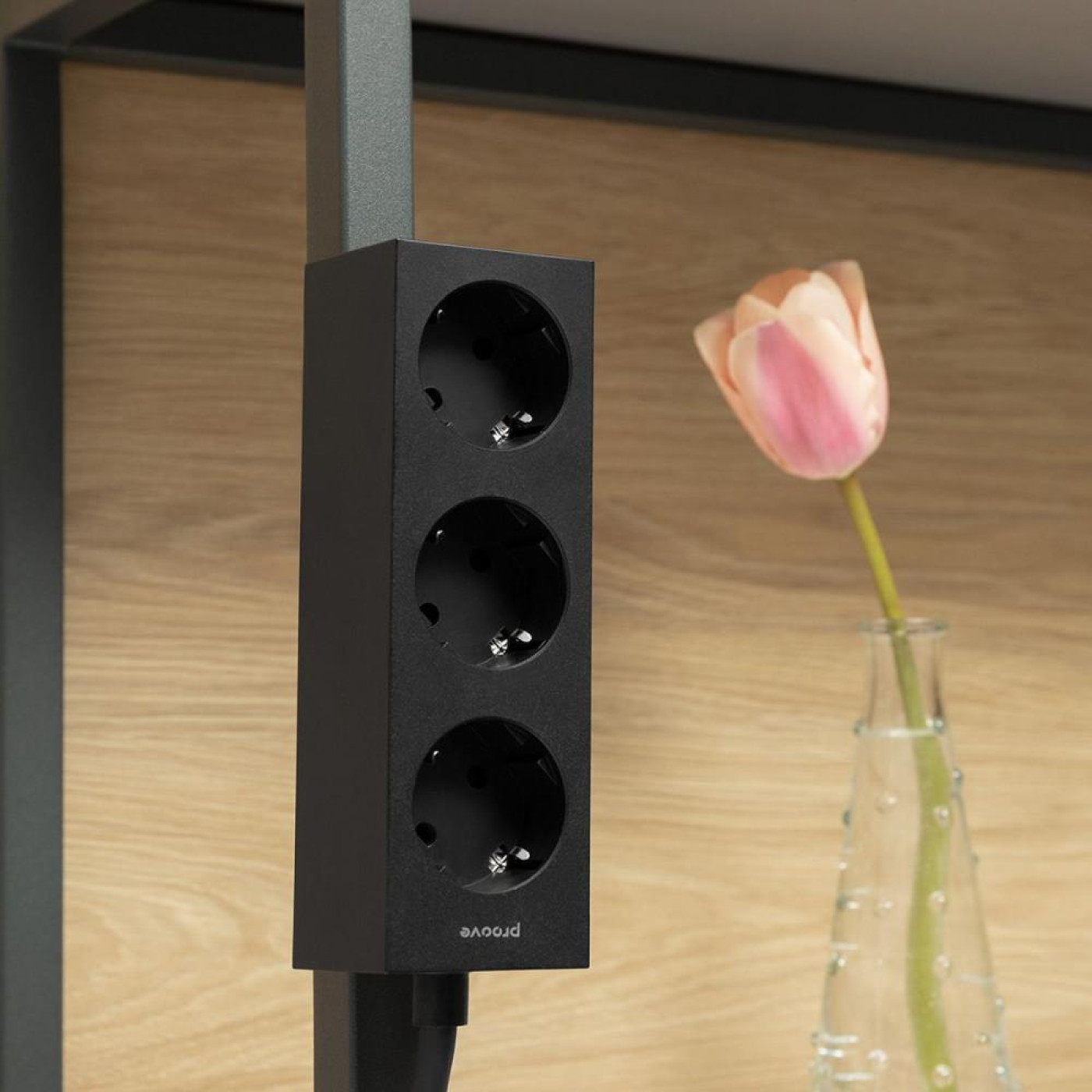 Сетевой фильтр Proove Magnet Strip (3xAC) 1.6m black (PSMS25000001)