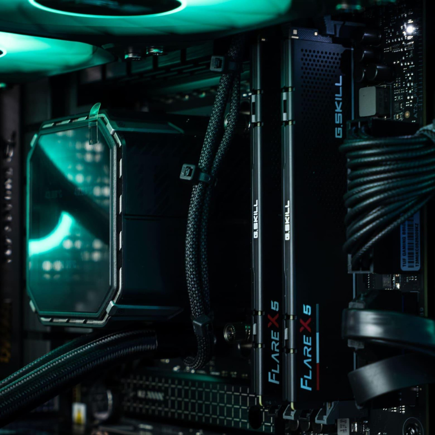 Комп'ютер Dominator_2234 (RTX 3090, Ryzen 9 7950X3D, DDR5 64 Гб, SSD 2 ТБ)