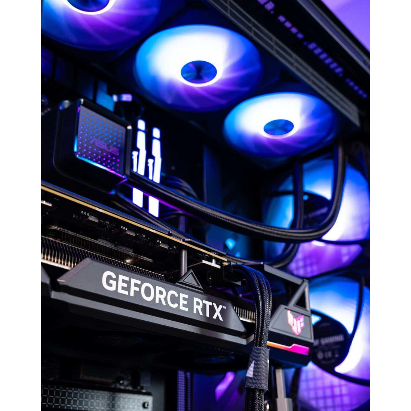 Комп'ютер Dominator_4249 (RTX 3090, Intel Core Ultra 7 265KF, DDR5 64 Гб, SSD 2 ТБ)