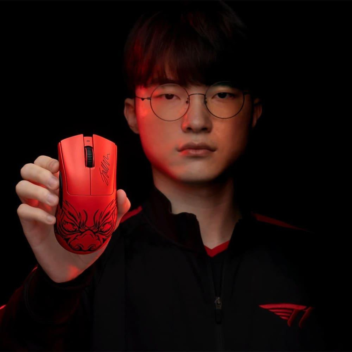 Мышь Razer Viper V3 PRO Wireless FAKER Edition (RZ01-05120500-R3M1)