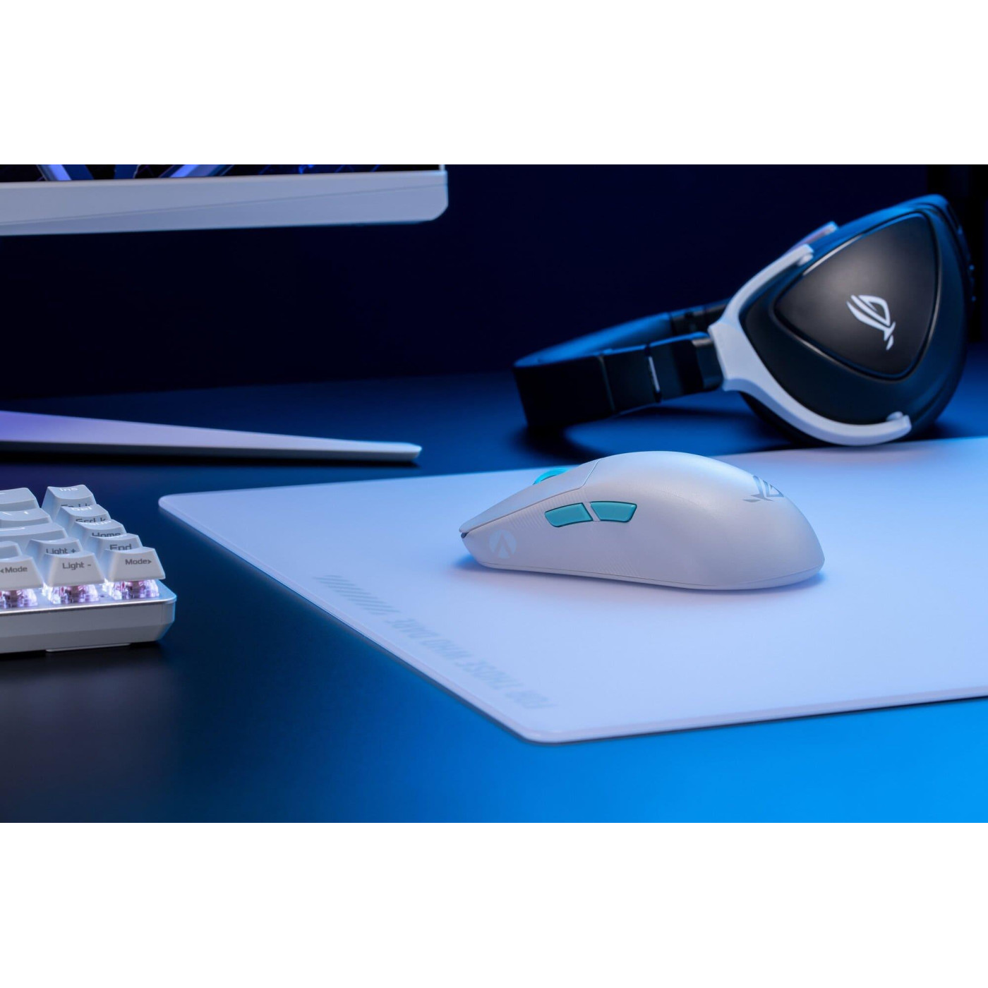Бездротова миша ASUS ROG Harpe Ace Aim Lab Edition RGB USB-A/WL/BT White (90MP02W0-BMUA10)