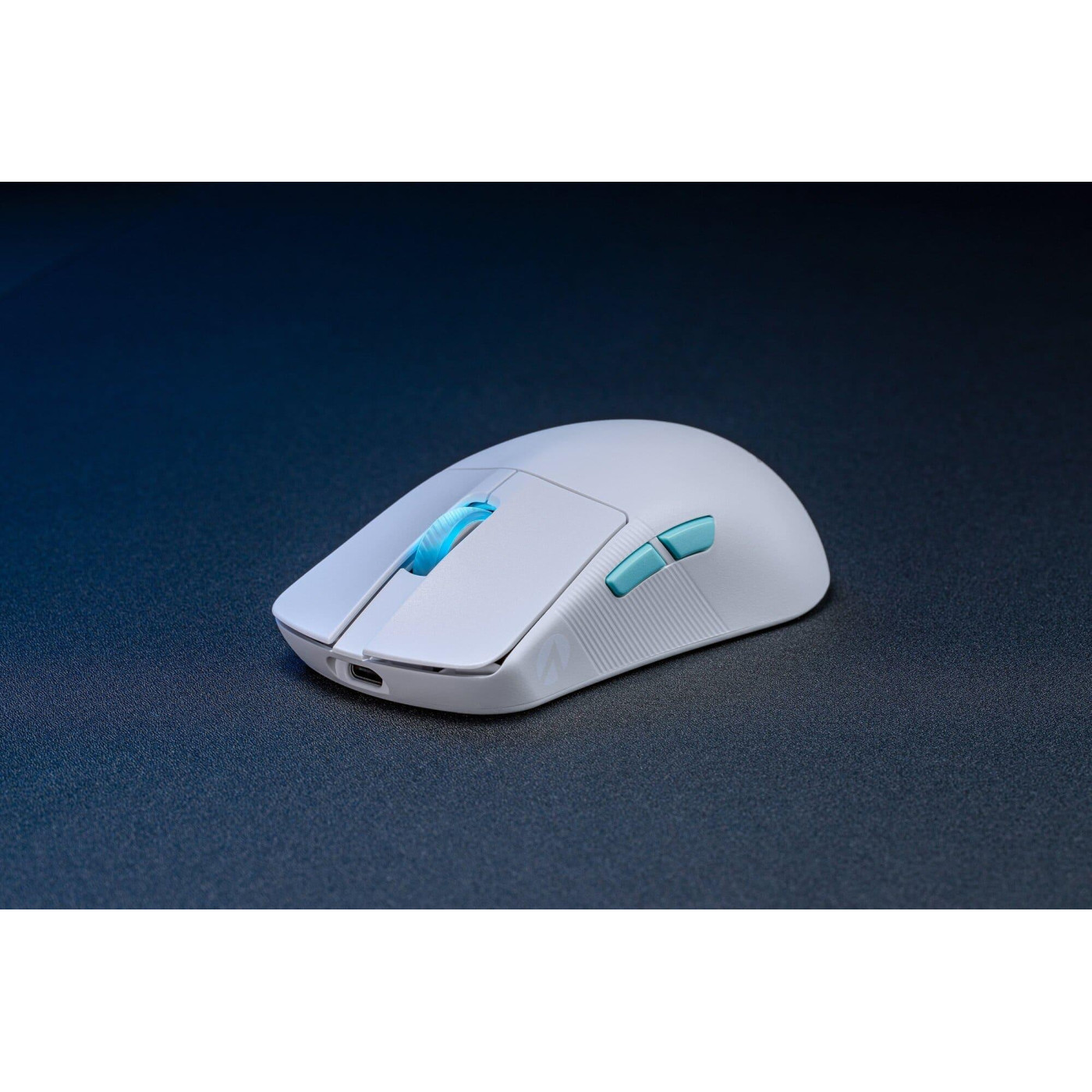 Бездротова миша ASUS ROG Harpe Ace Aim Lab Edition RGB USB-A/WL/BT White (90MP02W0-BMUA10)