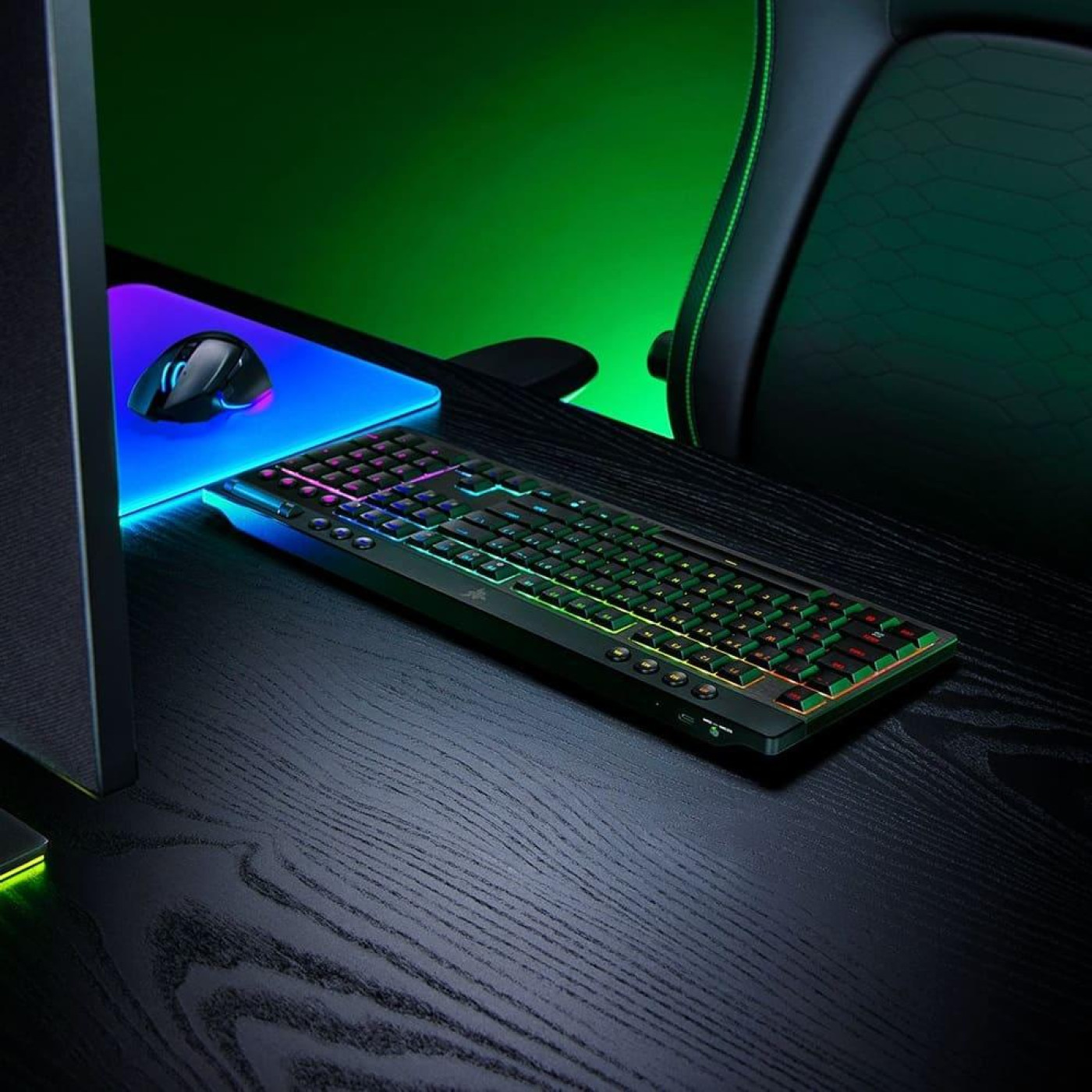 Клавіатура Razer BlackWidow V4 Low-Profile Green switch (RZ03-05270100-R3M1)