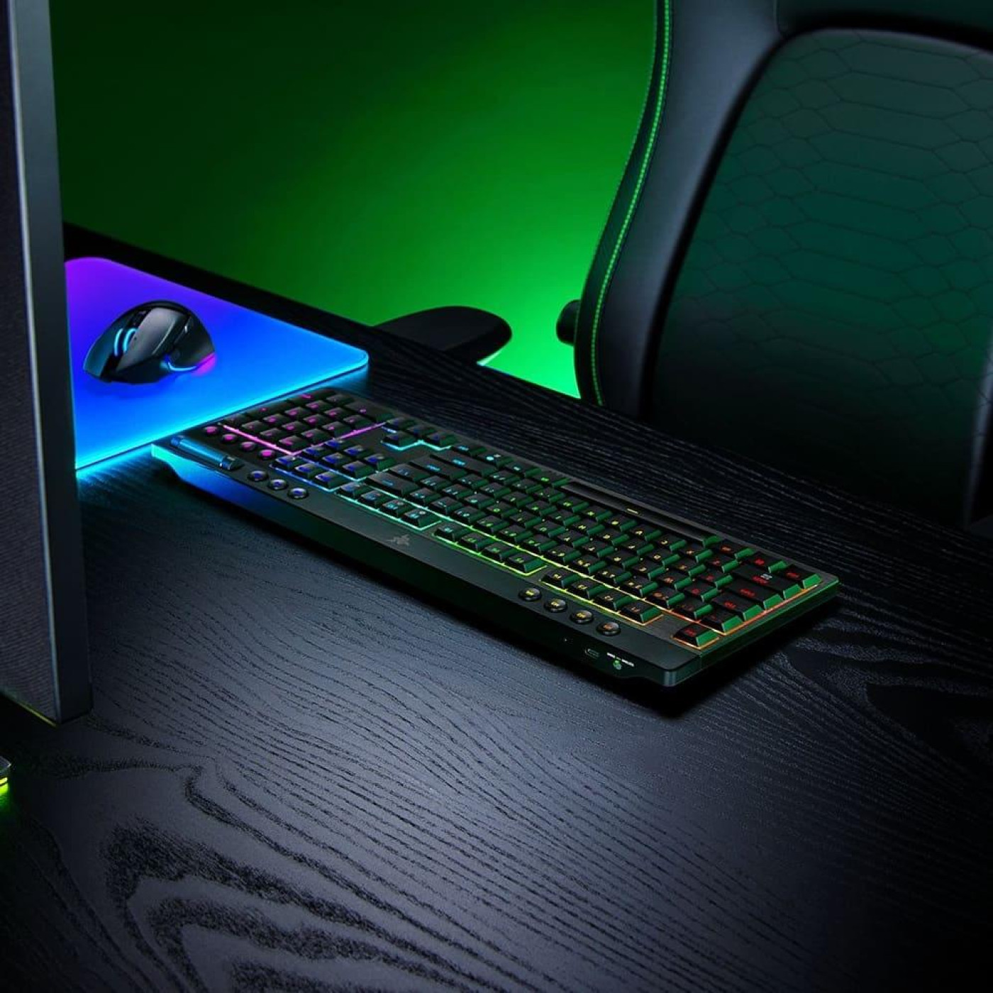 Клавіатура Razer BlackWidow V4 Low-Profile Yellow switch (RZ03-05271500-R3M1)