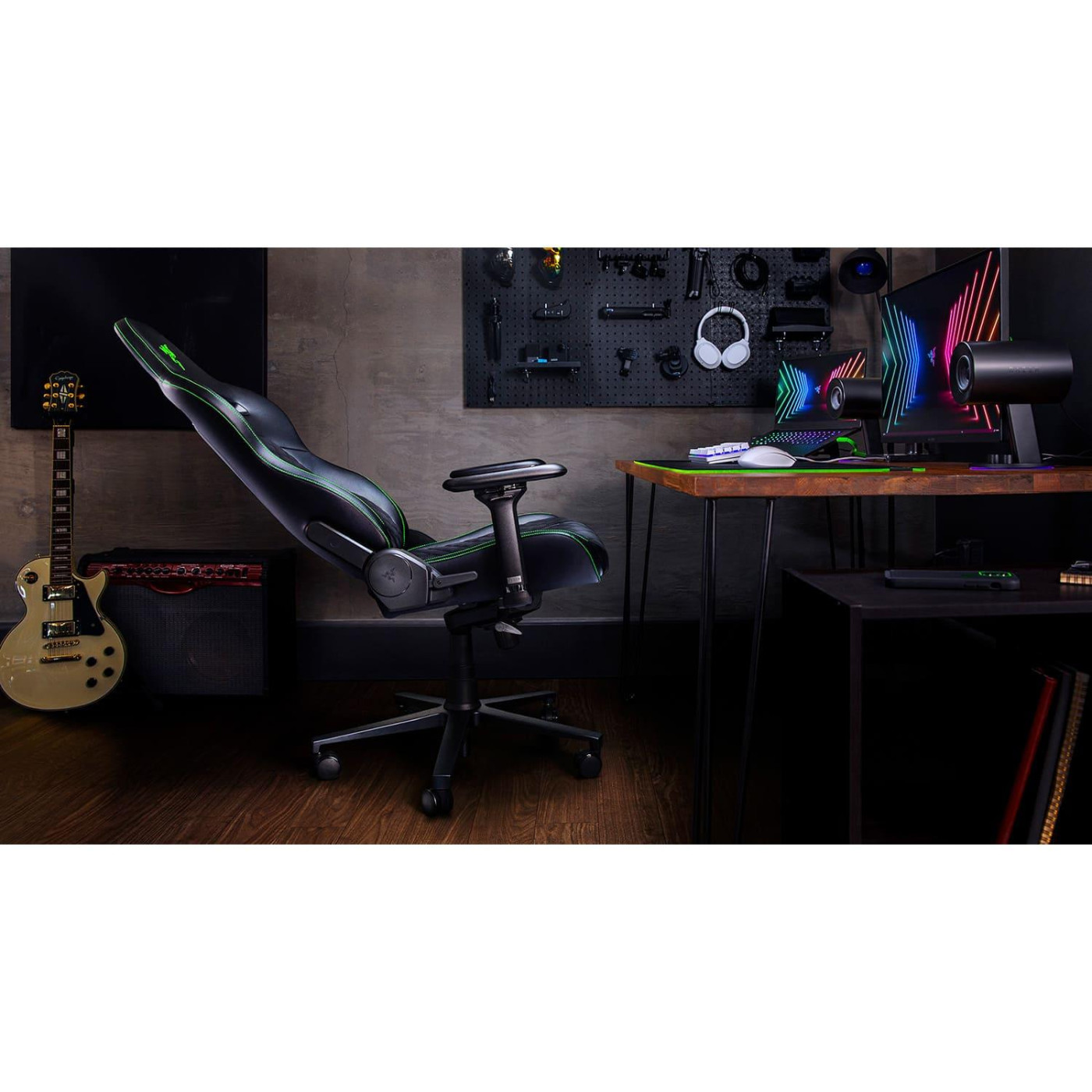 Игровое кресло Razer Enki X, green (RZ38-03880100-R3G1)