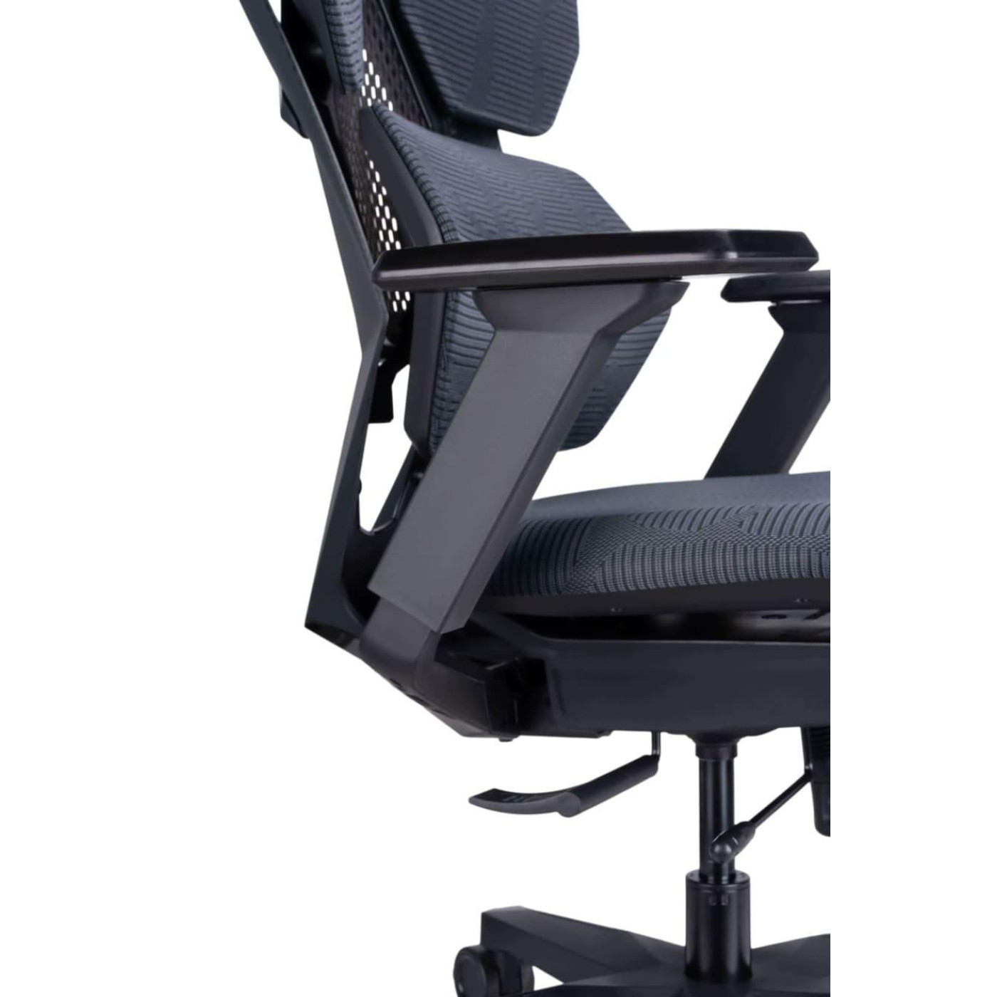 Игровое кресло GamePro GCM140B Black (GCM140B)