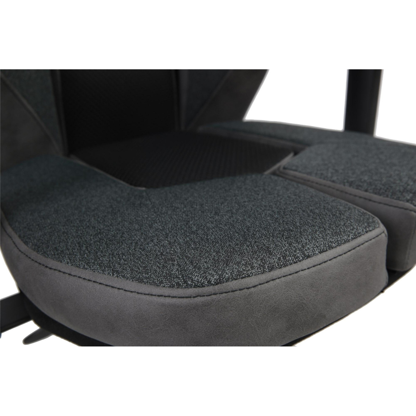 Ігрове крісло Aerocool XTAL Mesh Black (TEGC-2101101.11)