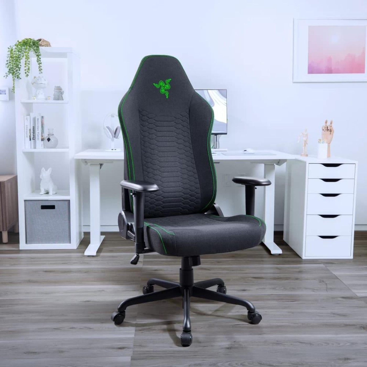 Игровое кресло Razer Iskur V2 Fabric Black (RZ38-05310100-R3G1)