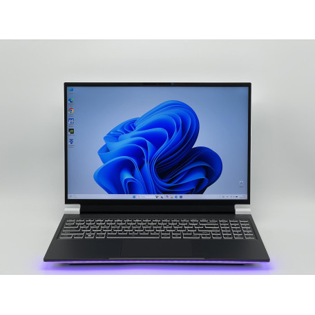 Ноутбук Eluktronics 16 PROMETHEUS XVI G2 QHD+ IPS 240Hz/i7-13700HX/32GB/2TB/RTX 4080 (SH2601105) Б/в