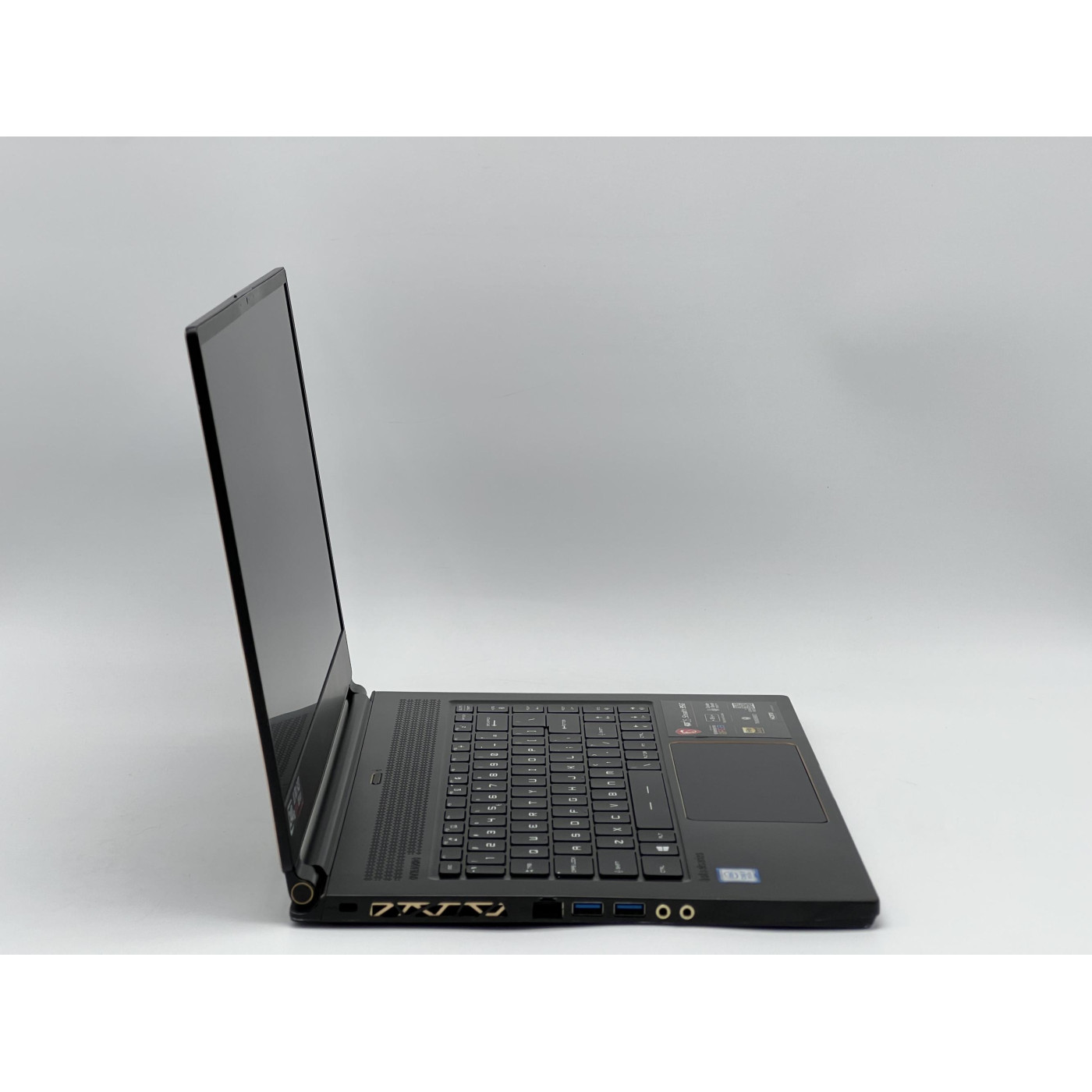Ноутбук MSI 15.6