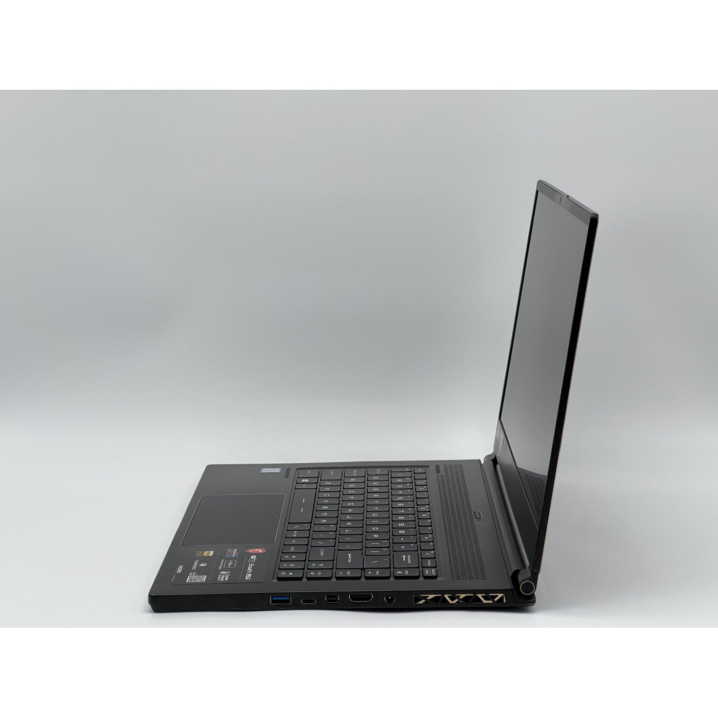 Ноутбук MSI 15.6