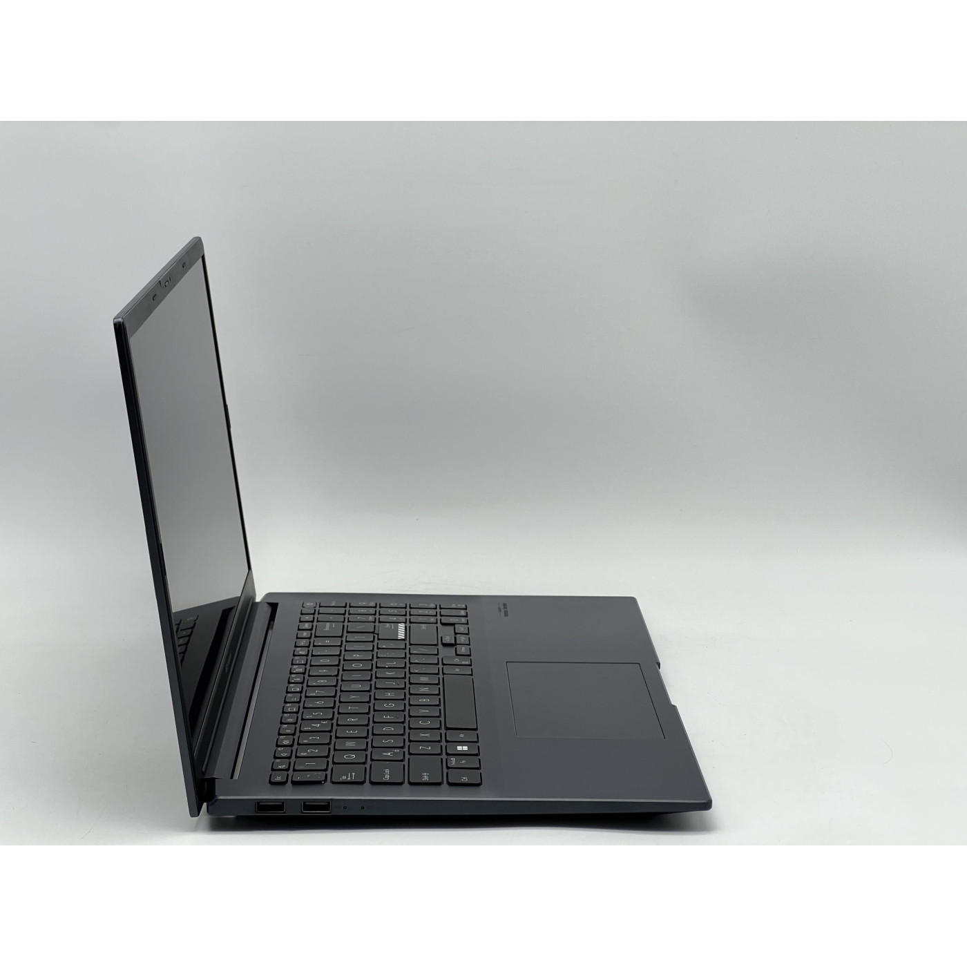 Ноутбук ASUS 15.6 Vivobook Pro 15 M6500XV FHD 144Hz IPS/AMD Ryzen 9 7940HS/32GB/960GB SSD/NVIDIA GeForce RTX 4060 8GB/DOS (SH2511239) Б/у
