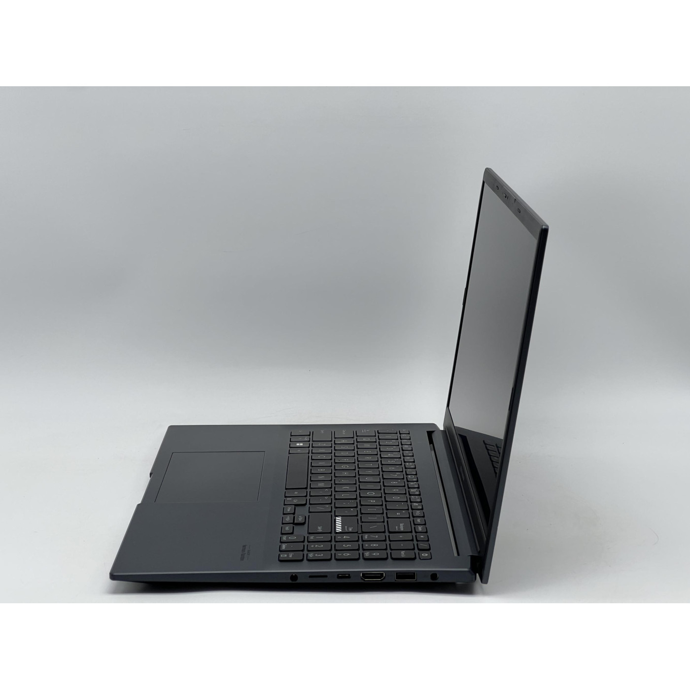 Ноутбук ASUS 15.6 Vivobook Pro 15 M6500XV FHD 144Hz IPS/AMD Ryzen 9 7940HS/32GB/960GB SSD/NVIDIA GeForce RTX 4060 8GB/DOS (SH2511239) Б/у