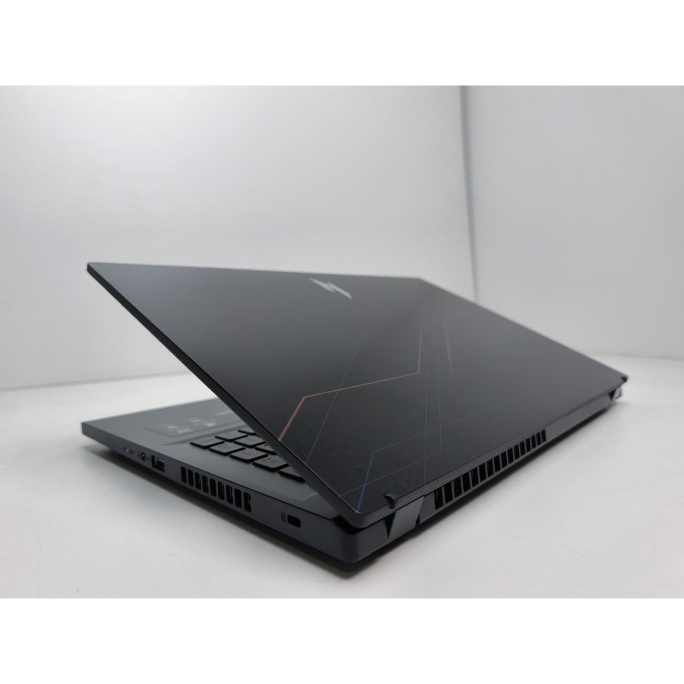 Ноутбук Acer 15.6 Nitro V 15 ANV15-52 FHD 165Hz IPS/Intel Core i5-13420H/16GB/512GB SSD/NVIDIA GeForce RTX 5050 8GB/DOS/Black (14627) Б/у
