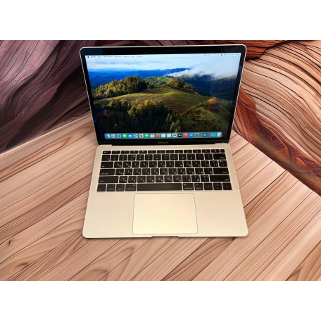 Ноутбук Apple 13