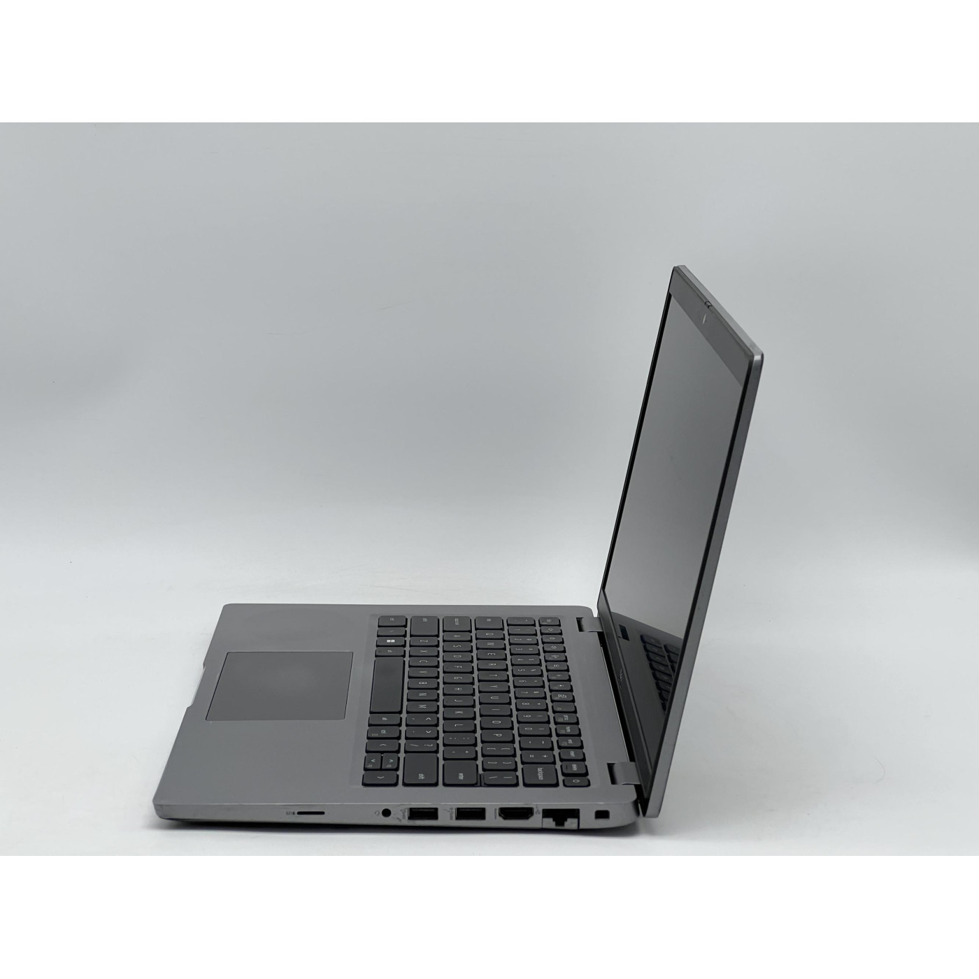 Ноутбук Dell 14 Latitude 5430 FHD IPS/Intel Core i5-1235U/16GB/240GB SSD/Intel Iris Xe Graphics/DOS/Grey (SH2606313) Б/у