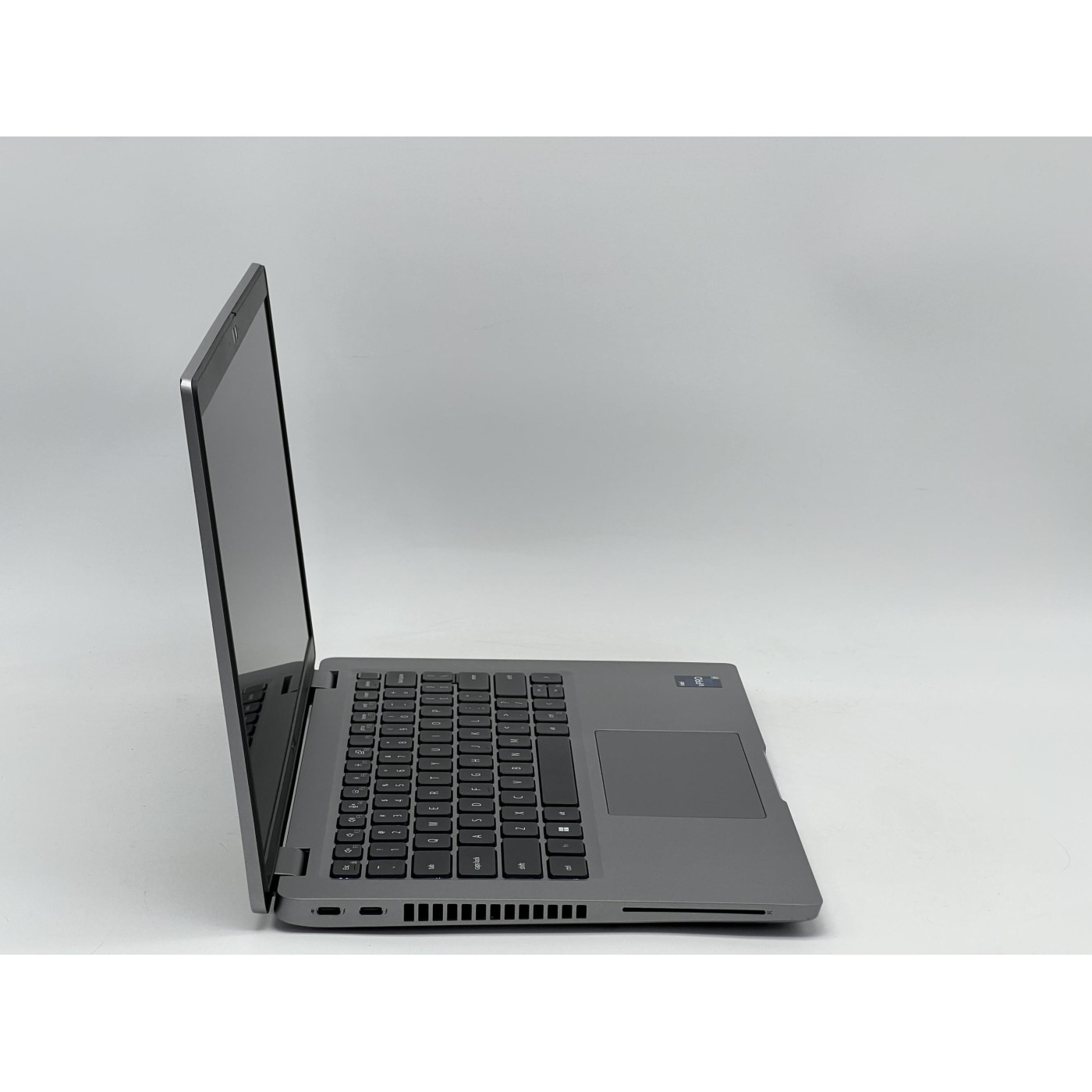 Ноутбук Dell 14 Latitude 5430 FHD IPS/Intel Core i7-1265U/16GB/240GB SSD/Intel Iris Xe Graphics/DOS/Grey (SH26051097) Б/у