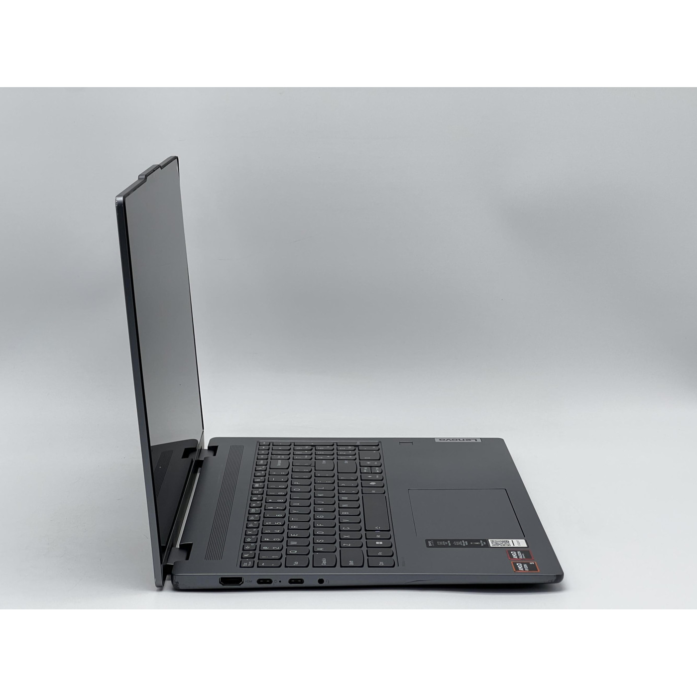 Ноутбук Lenovo 16