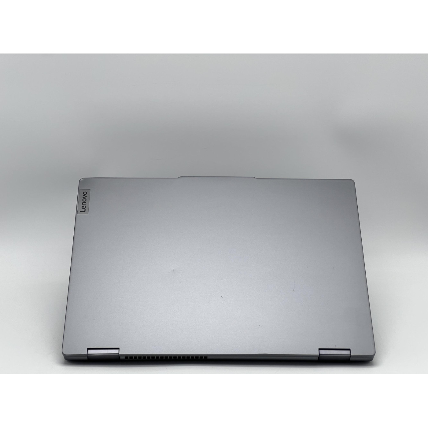 Ноутбук Lenovo 16