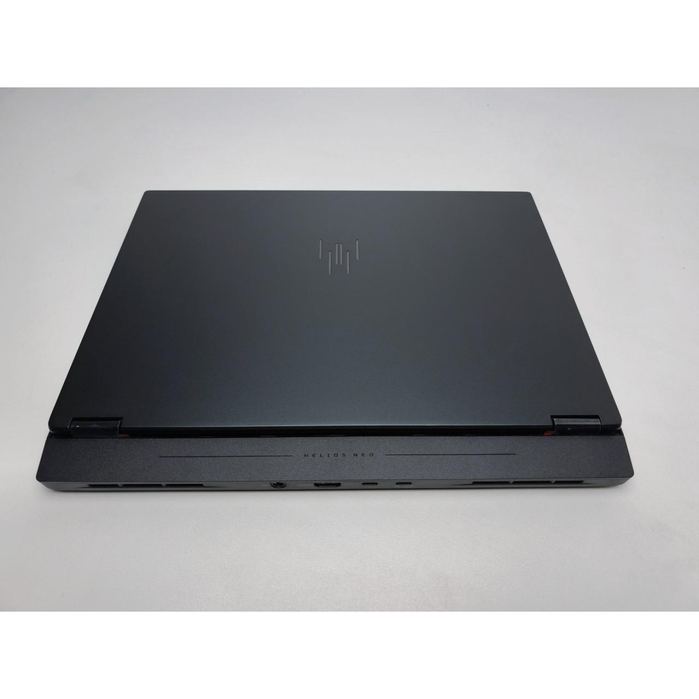Ноутбук Acer 16 Predator Helios Neo PHN16S-71-98RF OLED 240Hz/Intel Ultra 9-275HX/32GB/1TB/RTX 5070 Ti 12GB/DOS (NH.U0KAA.001)