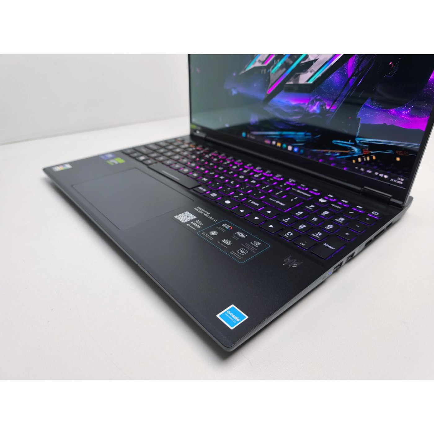Ноутбук Acer 16 Predator Helios Neo PHN16S-71-98RF OLED 240Hz/Intel Ultra 9-275HX/32GB/1TB/RTX 5070 Ti 12GB/DOS (NH.U0KAA.001)