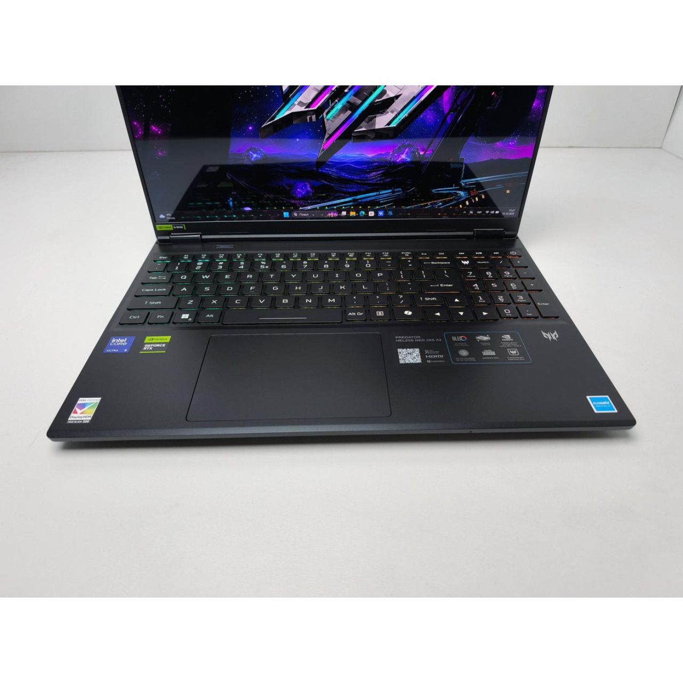 Ноутбук Acer 16 Predator Helios Neo PHN16S-71-98RF OLED 240Hz/Intel Ultra 9-275HX/32GB/1TB/RTX 5070 Ti 12GB/DOS (NH.U0KAA.001)