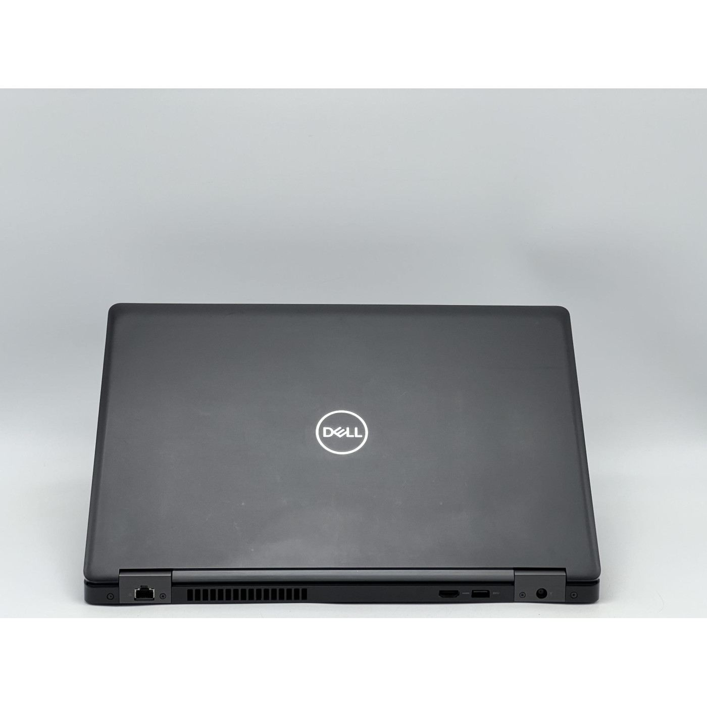 Ноутбук Dell 15.6 Latitude 5590 HD TN/Intel Core i5-7300U/8GB/120GB SSD/Intel HD Graphics 620/DOS/Black (SH2606137) Б/у