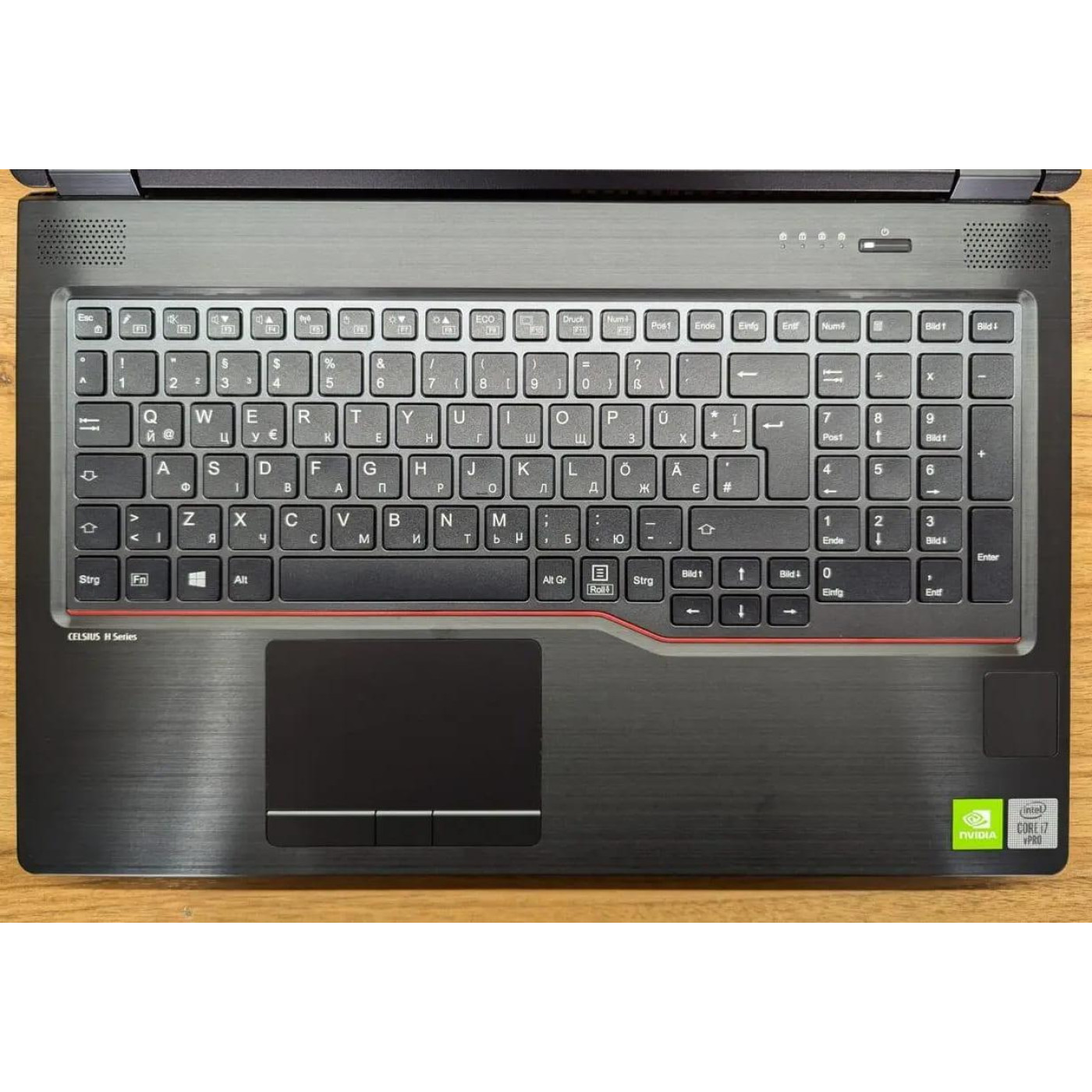Ноутбук Fujitsu Celsius H7510 15.6