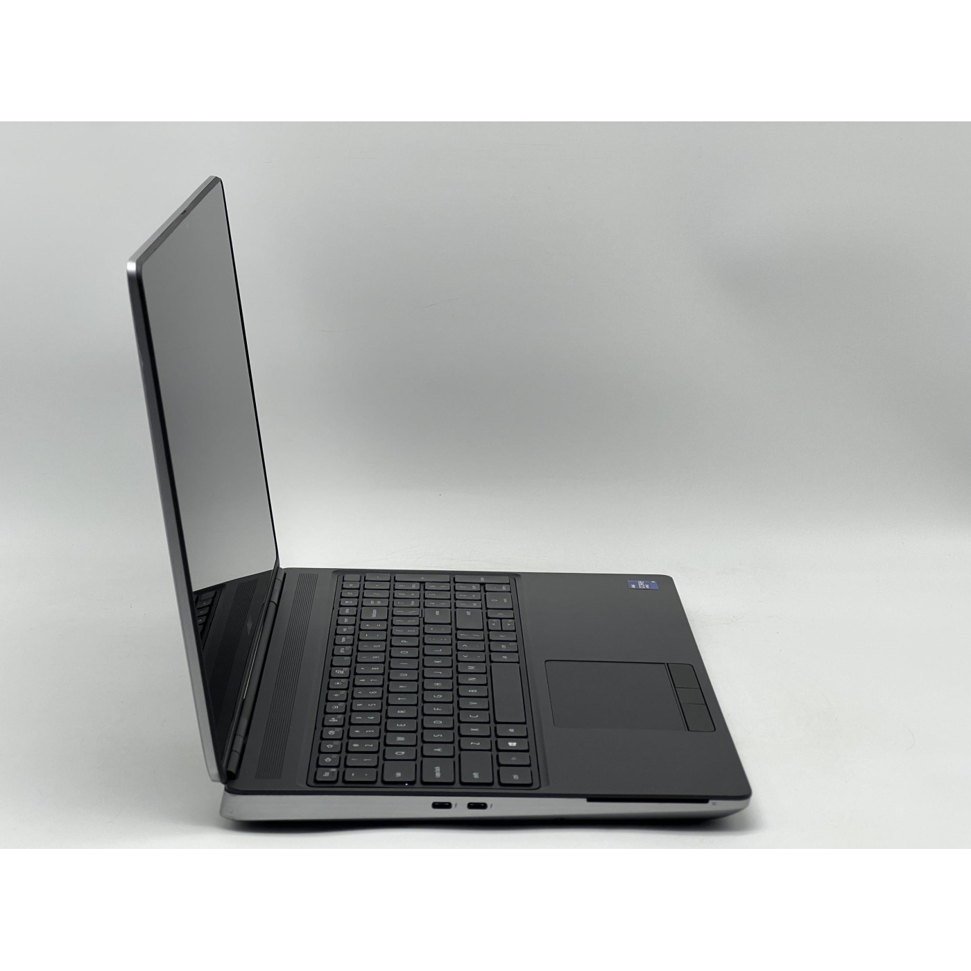Ноутбук Dell 15.6 Precision 7560 FHD IPS/Intel Core i9-11950H/16GB/480GB SSD/NVIDIA RTX A4000 8GB/DOS/Gray (SH2609705) Б/у