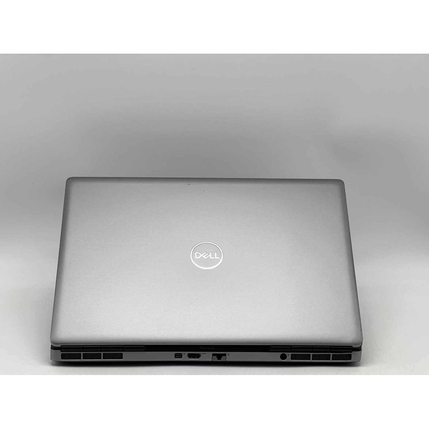 Ноутбук Dell 15.6 Precision 7560 FHD IPS/Intel Core i9-11950H/16GB/480GB SSD/NVIDIA RTX A4000 8GB/DOS/Gray (SH2609705) Б/у