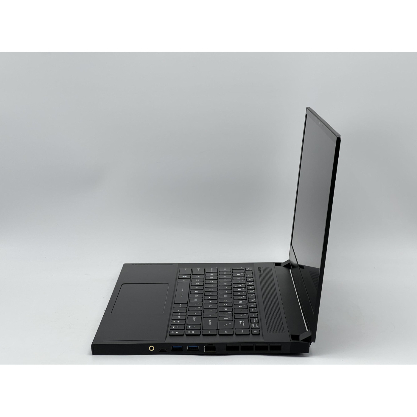 Ноутбук MSI 15.6