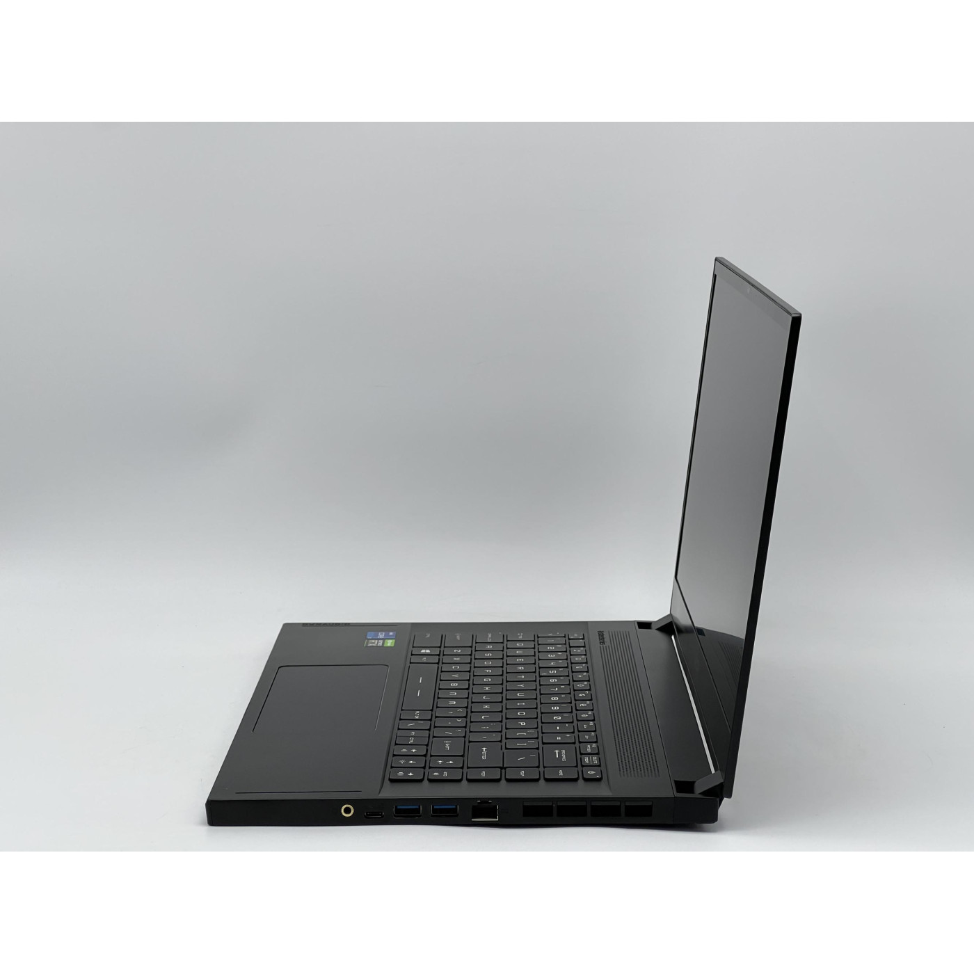 Ноутбук MSI 15.6