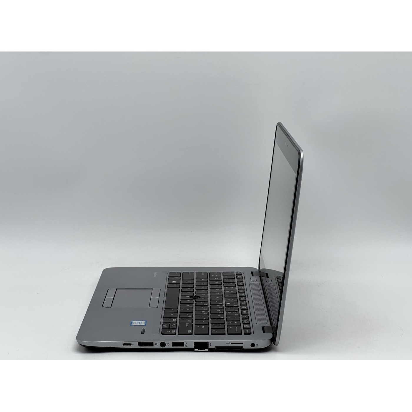 Ноутбук HP 12.5 EliteBook 820 G3 FHD IPS/Intel Core i5-6300U/8GB/120GB SSD/Intel HD Graphics 520/DOS/Silver (SH2606962) Б/у