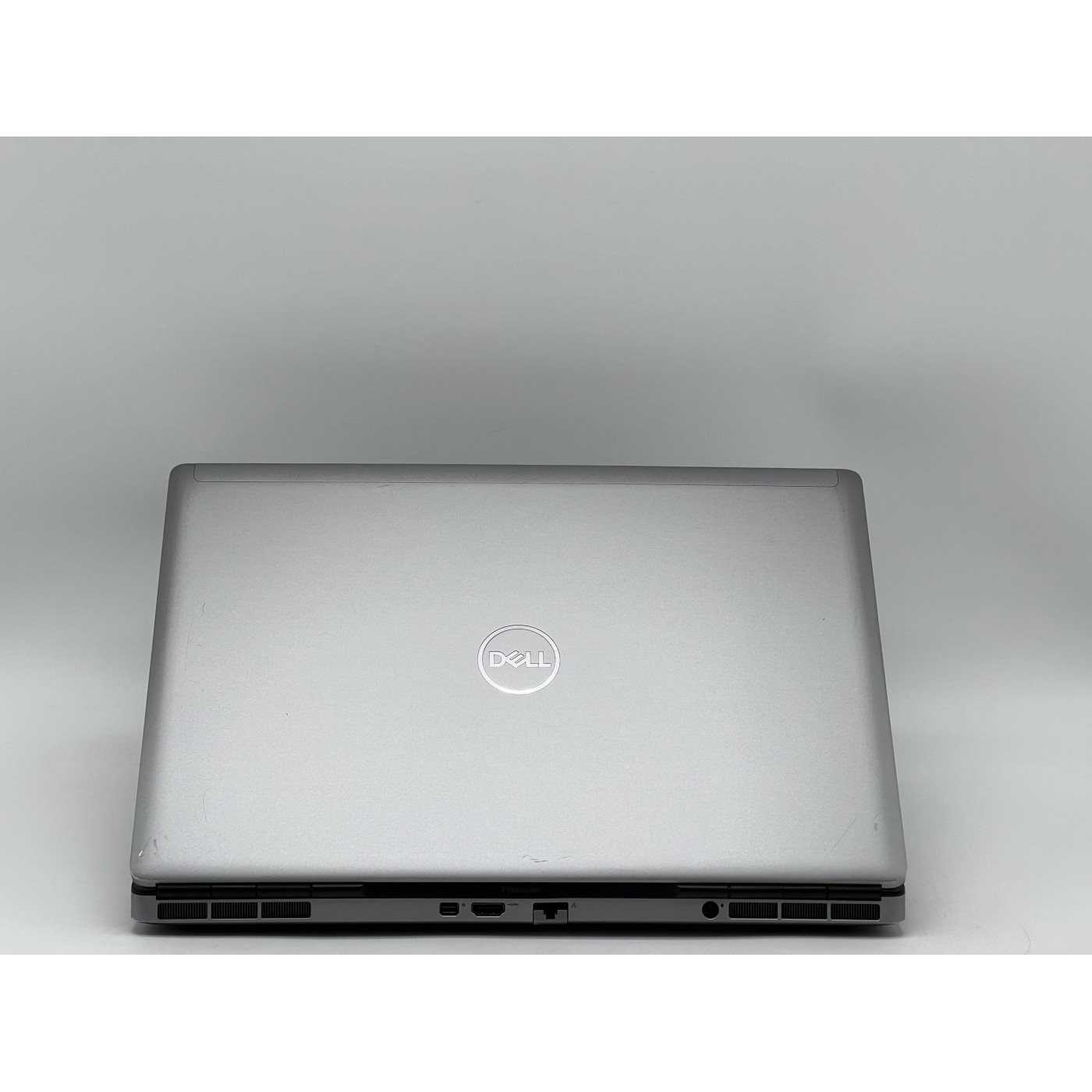 Ноутбук Dell 15.6 Precision 7550 FHD IPS/Intel Core i9-10885H/16GB/480GB SSD/NVIDIA Quadro RTX 5000 Max-Q 16GB/DOS/Gray (SH2609722) Б/у