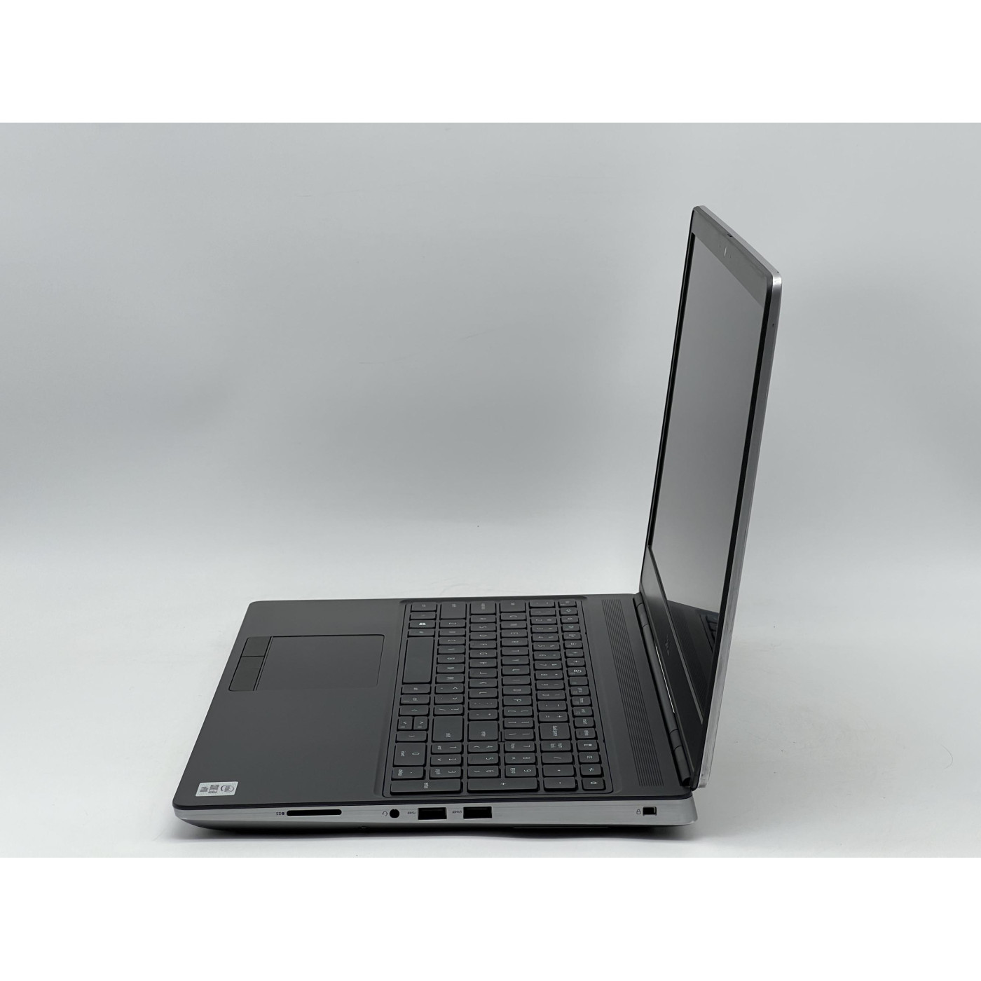 Ноутбук Dell 15.6 Precision 7550 FHD IPS/Intel Core i9-10885H/16GB/480GB SSD/NVIDIA Quadro RTX 5000 Max-Q 16GB/DOS/Gray (SH2609722) Б/у