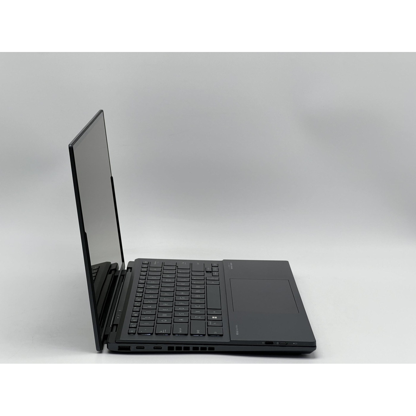 Ноутбук ASUS Zenbook Duo, Intel Core Ultra 7 155H, 16 GB, 960 GB, Intel Arc Graphics, 1920x1200, OLED (SH2509973) Б/в