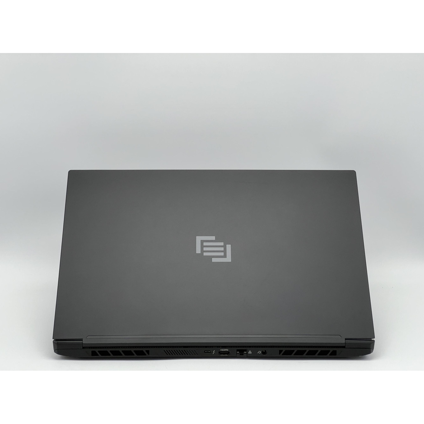 Ноутбук Maingear 17.3