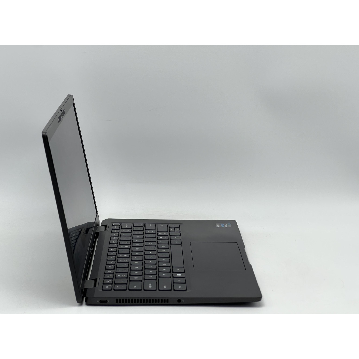 Ноутбук Dell 14 Latitude 7420 FHD IPS/Intel Core i5-1145G7/16GB/240GB SSD/Intel Iris Xe Graphics/DOS/Black (SH26061616) Б/у