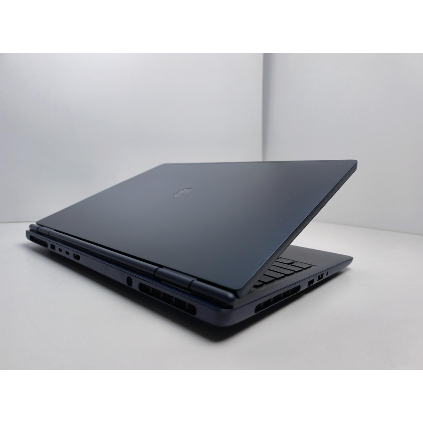 Ноутбук Dell 16 Alienware 16 Aurora 2.5K IPS 120Hz/Intel 7-240H/32GB/1TB/RTX 5060 8GB/DOS (LAC16250-7568BLU-PUS)