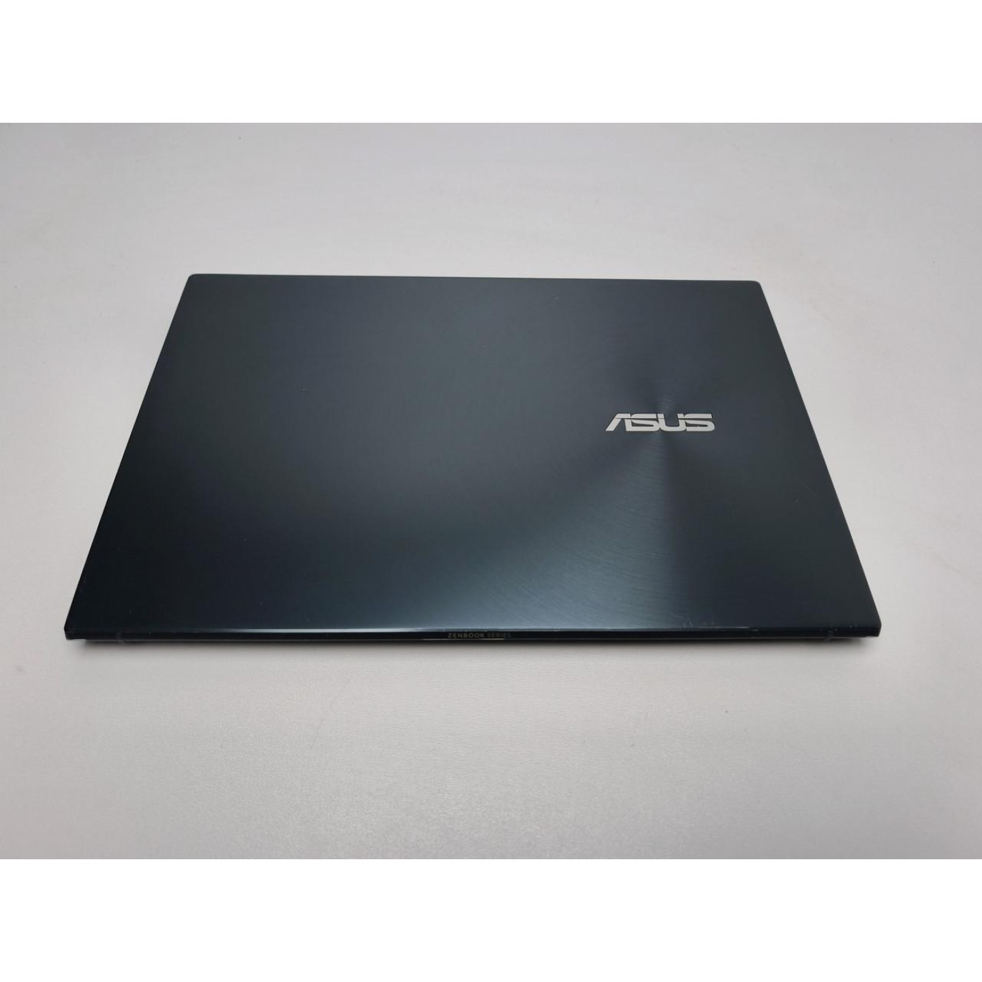 Ноутбук ASUS 13.3