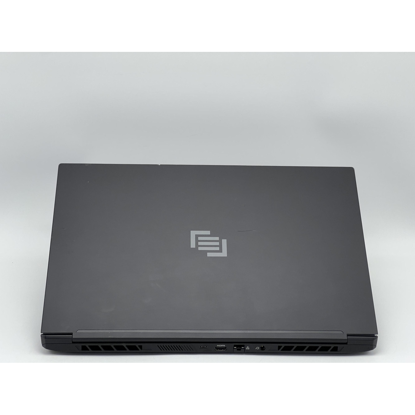 Ноутбук Maingear 17.3