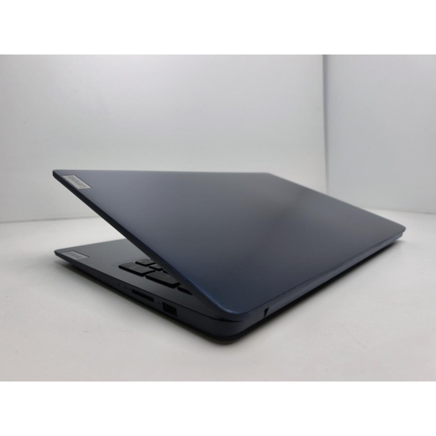 Ноутбук Lenovo 15.6 IdeaPad 1i FHD IPS Touch/Intel Core i5-1335U/8GB/256GB SSD/Intel Iris Xe Graphics/DOS/Cloud Grey (14317) Б/у