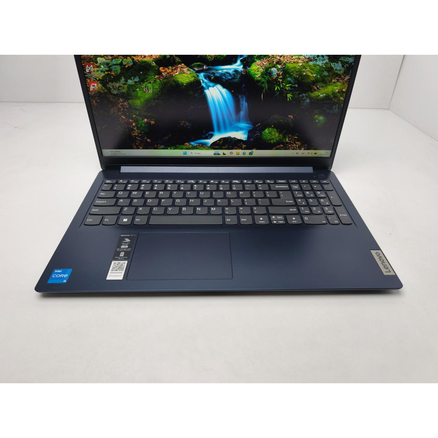 Ноутбук Lenovo 15.6 IdeaPad 1i FHD IPS Touch/Intel Core i5-1335U/8GB/256GB SSD/Intel Iris Xe Graphics/DOS/Cloud Grey (14317) Б/у