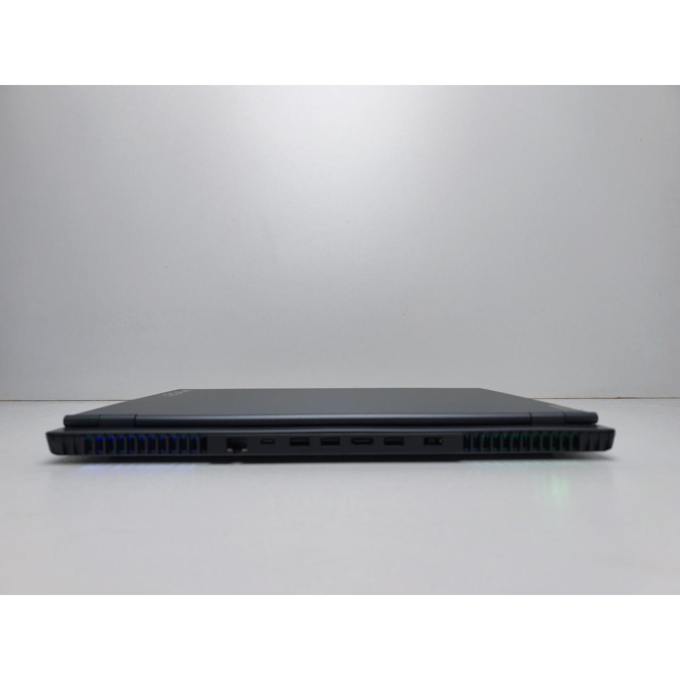 Ноутбук Lenovo 16